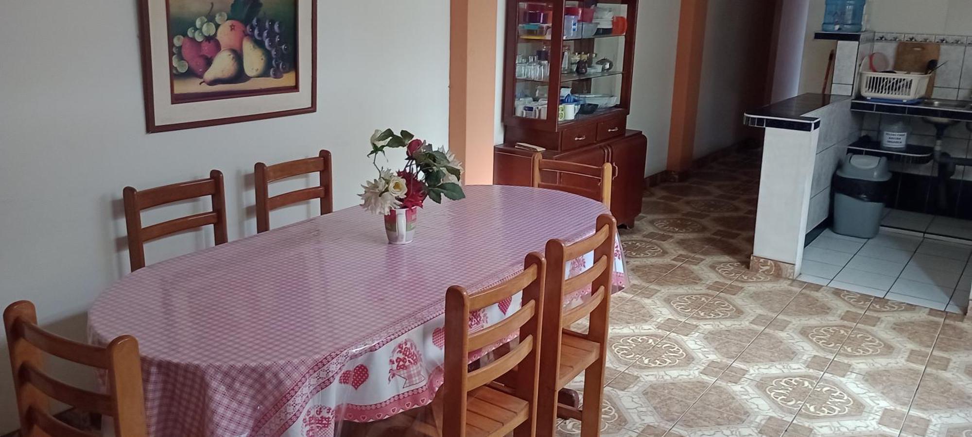 Travelers' House Casa Hospedaje ฮวนชาโก ภายนอก รูปภาพ